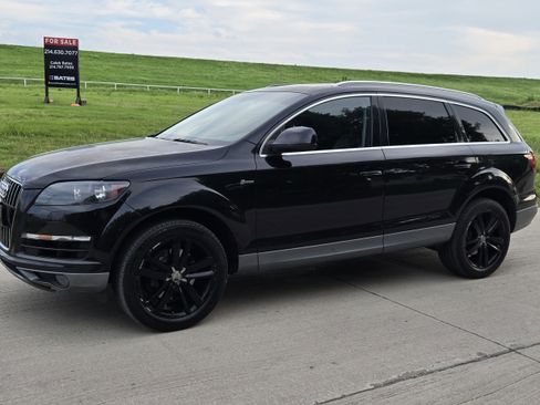 Used 2011 Audi Q7 3.0T Premium image 1