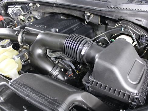 Used 2020 Ford F150 XLT image 14