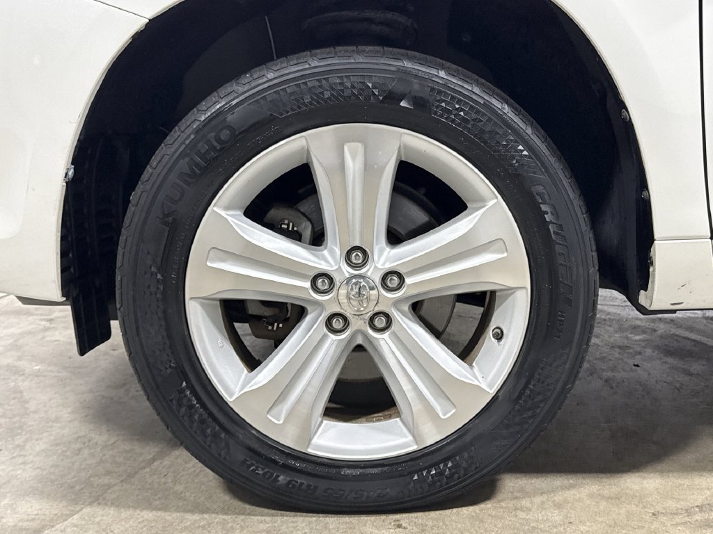 Used 2010 Toyota Highlander Limited AWD/4WD image 28