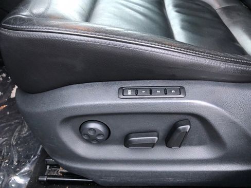 Used 2017 Volkswagen Tiguan Sport image 14