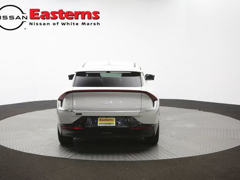 Used 2022 Kia EV6 Wind RWD image 40