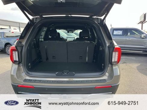 New 2026 Ford Explorer ST-Line w/ ST-Line Street Pack image 12