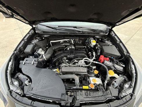 Used 2025 Subaru Outback Premium AWD/4WD image 26