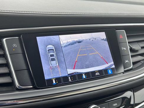 Used 2022 Buick Enclave Premium w/ Experience Buick Package image 38