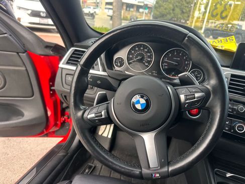 Used 2019 BMW 440i Coupe w/ M Sport Package image 18