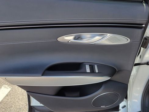 Used 2025 Genesis GV70 2.5T w/ Sport Prestige Package image 12