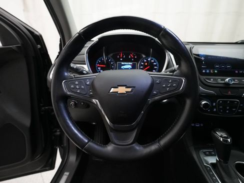 Used 2020 Chevrolet Equinox Premier AWD/4WD image 4