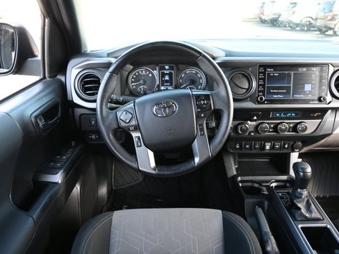 Used 2023 Toyota Tacoma TRD Off-Road image 32