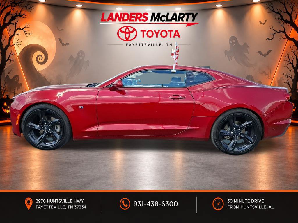 Used 2021 Chevrolet Camaro LT w/ Technology Package RWD image 6