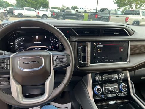 Used 2024 GMC Yukon XL Denali w/ Max Trailering Package AWD/4WD image 11