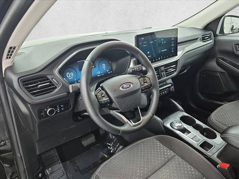 Used 2023 Ford Escape Active w/ Tech Pack #2 AWD/4WD image 10