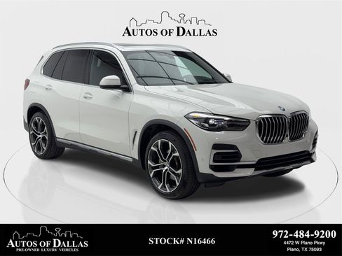 Used 2022 BMW X5 sDrive40i w/ Premium Package image 1