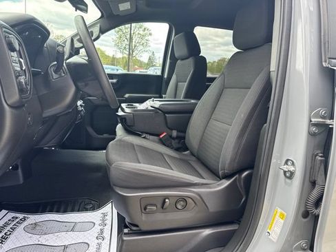 Used 2024 Chevrolet Silverado 1500 Custom AWD/4WD image 9