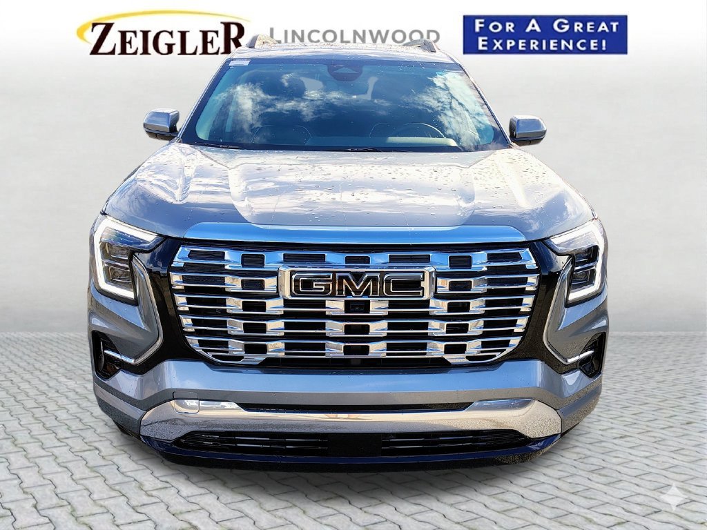 New 2026 GMC Terrain Denali w/ LPO, Black Badging Package AWD/4WD image 4