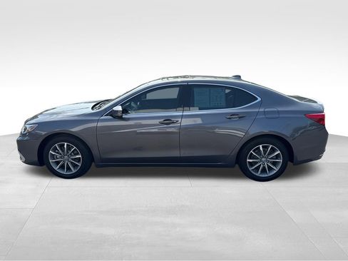 Used 2019 Acura TLX FWD image 4