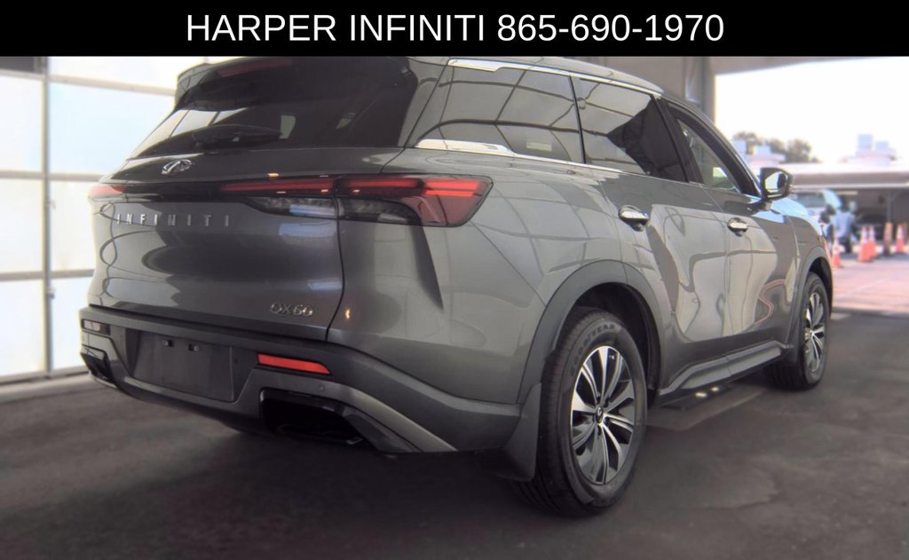 Used 2024 INFINITI QX60 Pure FWD image 3