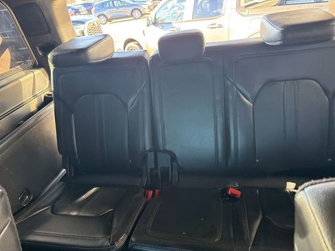 Used 2019 Ford Expedition Limited image 29