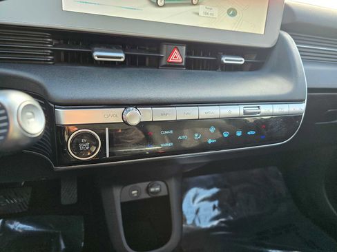 Used 2024 Hyundai Ioniq 5 SEL image 29