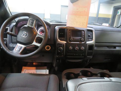 Used 2021 RAM 1500 Classic Warlock image 9