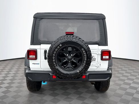 Used 2023 Jeep Wrangler Unlimited w/ Cold Weather Group image 7