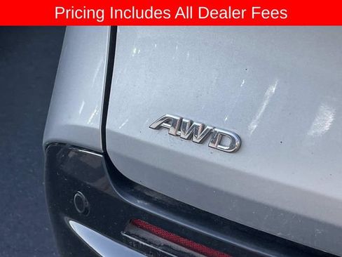 Used 2022 Toyota Sienna XSE AWD/4WD image 6