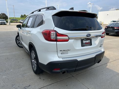 Used 2021 Subaru Ascent Limited w/ Technology Package AWD/4WD image 4