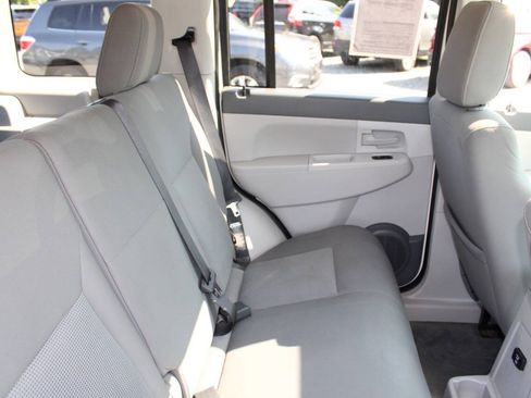 Used 2008 Jeep Liberty Sport w/ Popular Equipment Group AWD/4WD image 17
