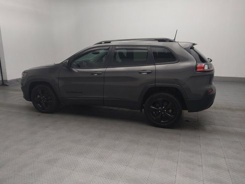 Used 2021 Jeep Cherokee Altitude image 3
