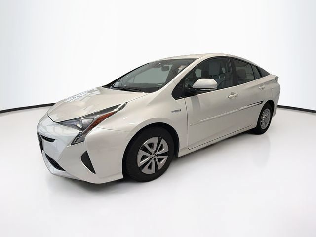 Certified 2017 Toyota Prius Four FWD image 3