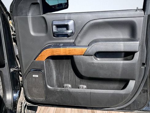 Used 2018 Chevrolet Silverado 1500 LTZ w/ Texas Edition AWD/4WD image 16