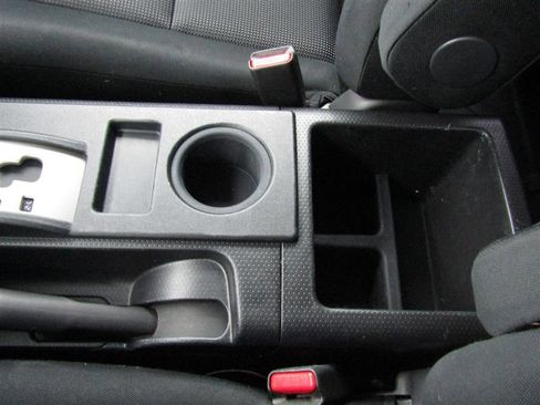 Used 2011 Toyota FJ Cruiser 4WD image 22