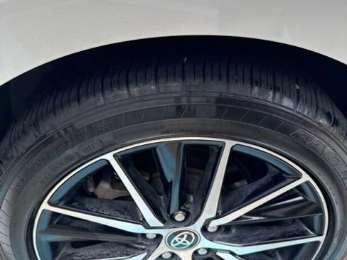 Used 2021 Toyota Camry SE FWD image 17