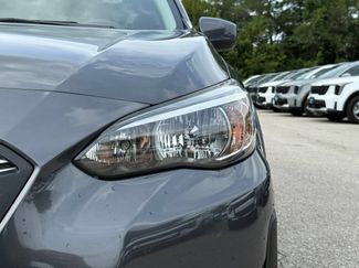 Used 2022 Subaru Crosstrek 2.0i Premium w/ Moonroof Package AWD/4WD video 3