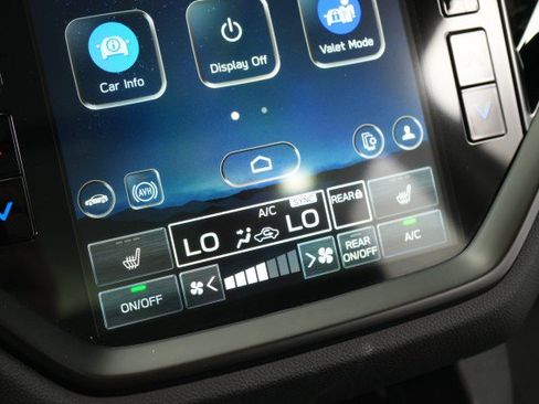 Used 2024 Subaru Ascent Onyx Edition AWD/4WD image 40