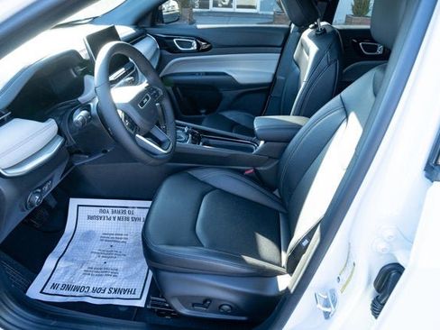 New 2026 Jeep Compass Limited w/ Sun, Sound & Navigation Group image 15