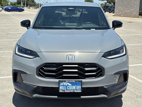 Certified 2025 Honda HR-V Sport image 9