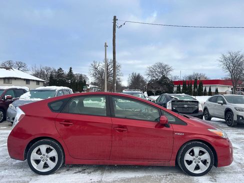 Used 2013 Toyota Prius Five image 1