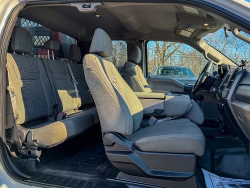 Used 2019 Ford F450 XL w/ XL Value Package image 9