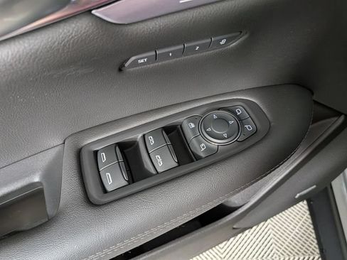 Certified 2023 Cadillac XT5 Premium Luxury w/ LPO, Floor Liner Package AWD/4WD image 15