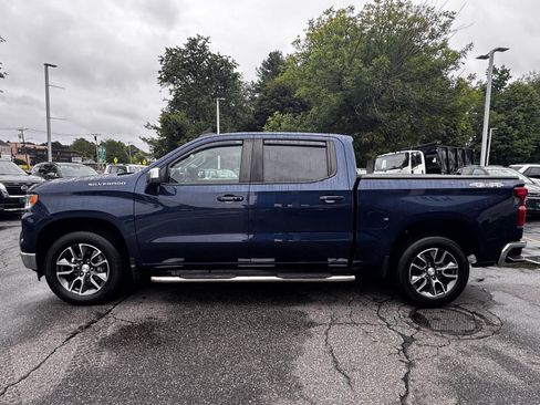 Used 2023 Chevrolet Silverado 1500 LT AWD/4WD image 4