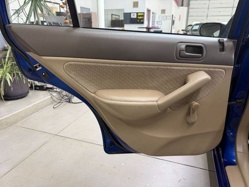 Used 2004 Honda Civic VP image 12