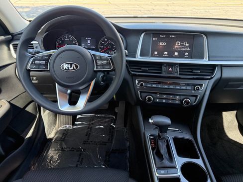 Used 2020 Kia Optima LX FWD image 24