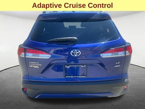 Used 2023 Toyota Corolla Cross LE w/ Moonroof Package AWD/4WD image 9