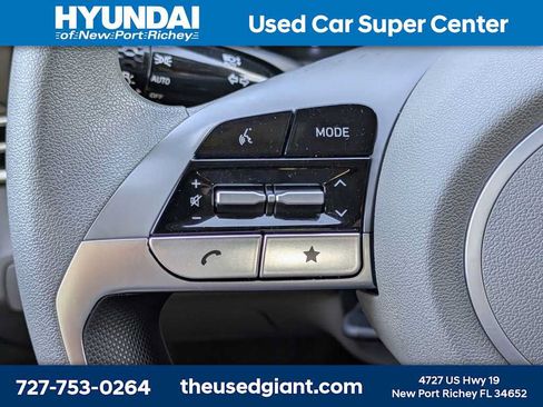 Certified 2025 Hyundai Elantra SE FWD image 25
