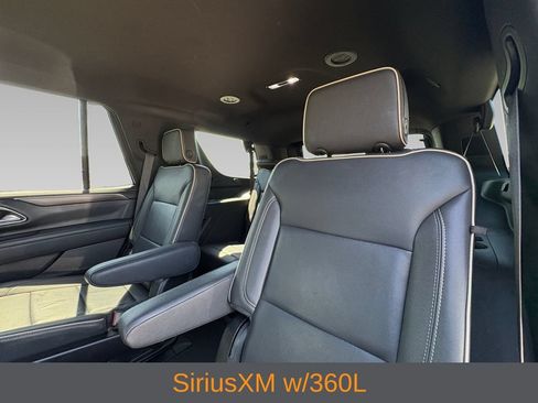 Used 2024 Chevrolet Tahoe Premier RWD image 4