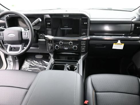 New 2026 Ford F250 Lariat w/ Black Appearance Package AWD/4WD image 25