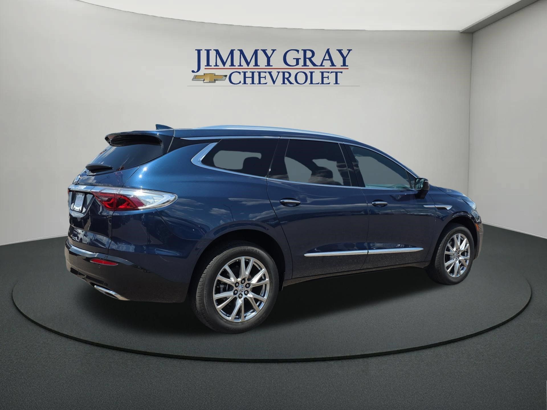Used 2023 Buick Enclave Essence w/ Experience Buick Package FWD image 5