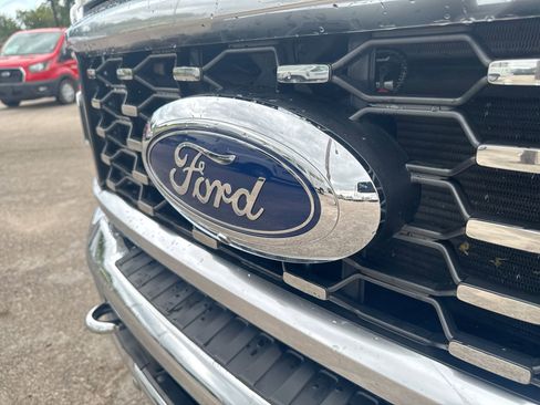 Certified 2024 Ford F450 Lariat w/ Lariat Ultimate Package image 35