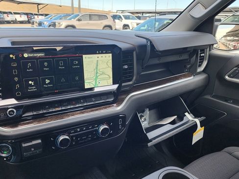 New 2026 GMC Sierra 1500 Elevation w/ LPO, Elevation Black Package image 34