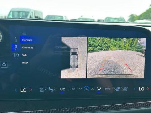 Used 2025 Chevrolet Traverse RS AWD/4WD image 35